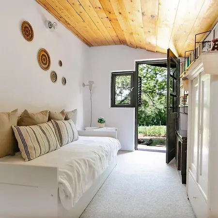 Authentic Village Close To Tihany