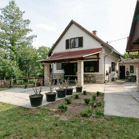 Authentic Village Close To Tihany Holiday home *