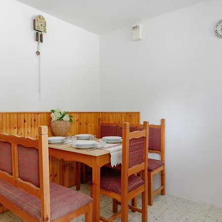 Authentic Village Close To Tihany *