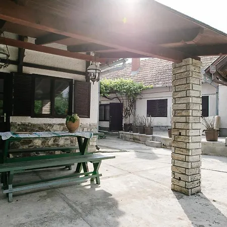 Holiday home Authentic Village Close To Tihany Aszofo